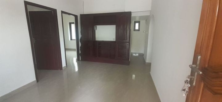 Prime Land with 3-Bedroom House in Kannamangalam North, Alappuzha