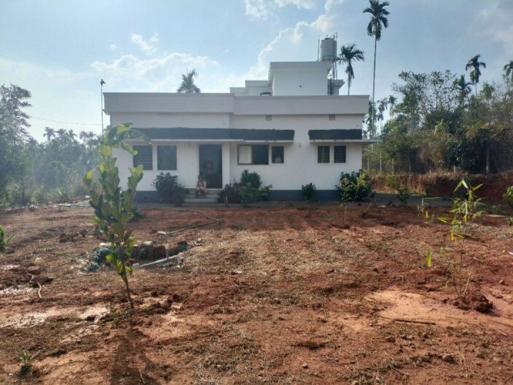 0-1 yo house available for immediate sale