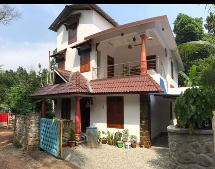 Traditional Kerala Style 3BHK Home Near Kovalam | 5.5 Cent | Close to NH & Christ College