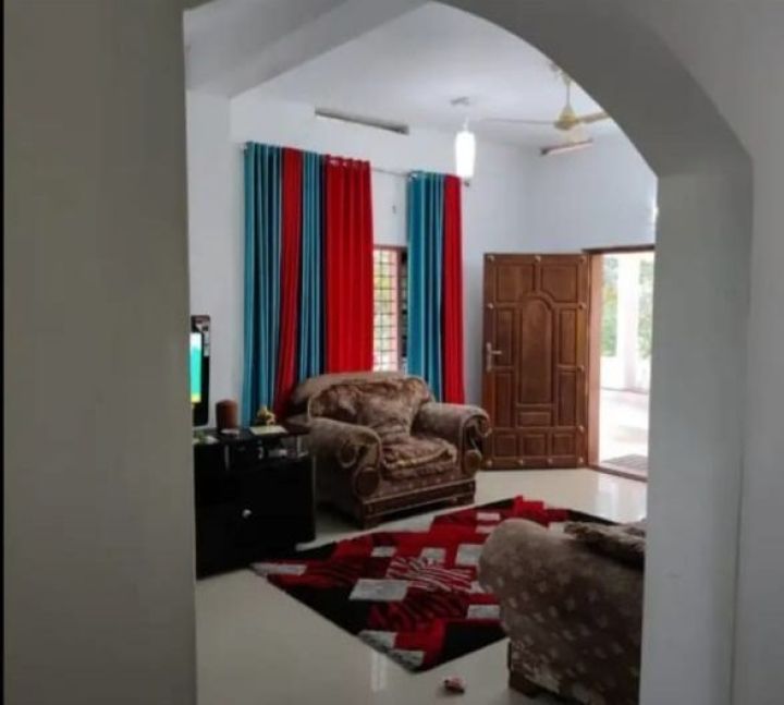 4BHK BUNGALOW FOR SALE WITH 24 CENTS LAND @ 67 LAKH ONLY
