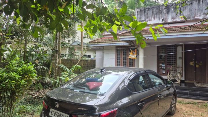 20 cents land with 4 bedroom house near perumbavoor