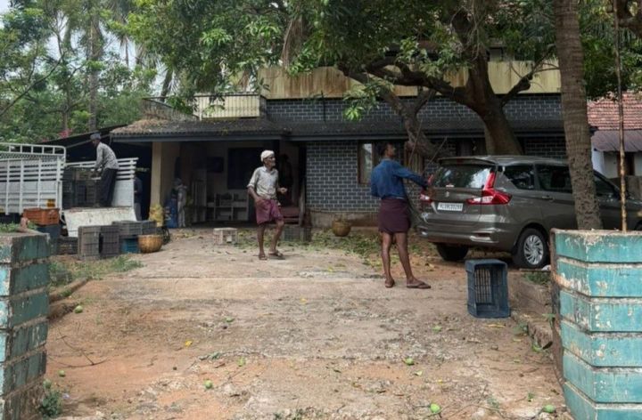 Residential Land- 14.5 cents  For sale in Kalathode, Near Main Road, Thrissur.