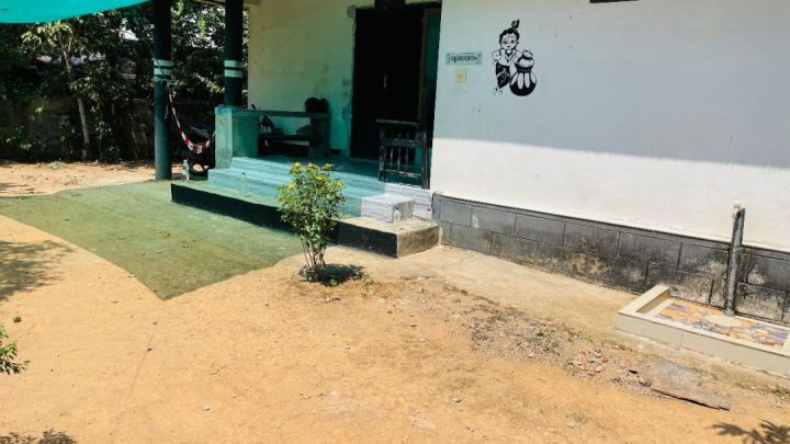 10 Cent Land with 750 sq ft House for Sale inMalappuram Kalikavu Via, Pullengode Srambikallu