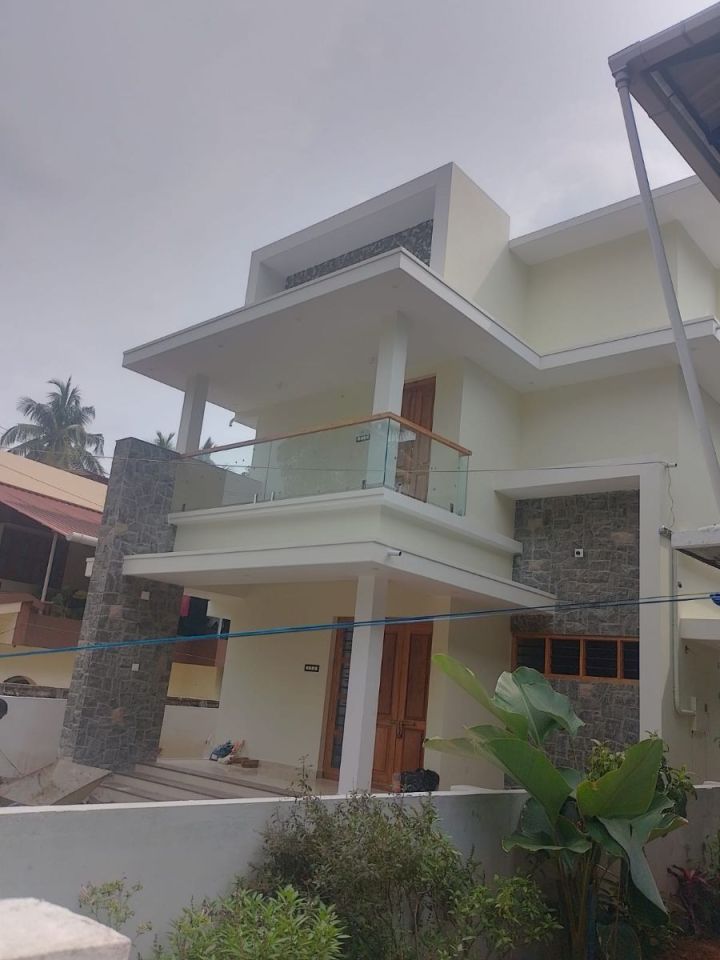 Cheroor, Thrissur -Premium 4 BHK House for Sale | Real Estate Thrissur