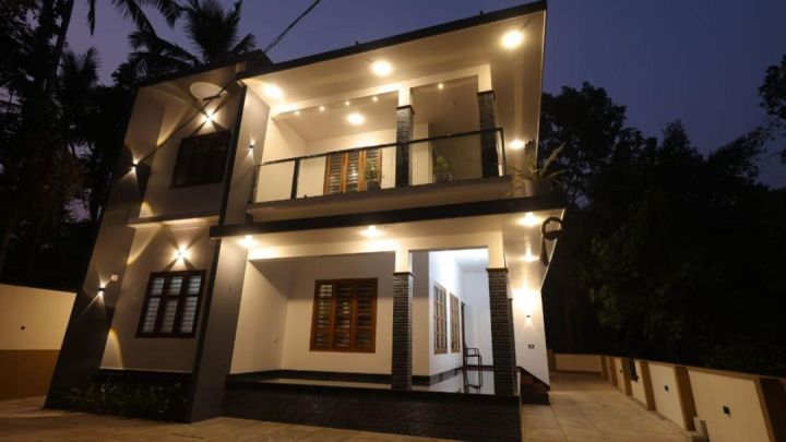 House for sale At Mattannur Town