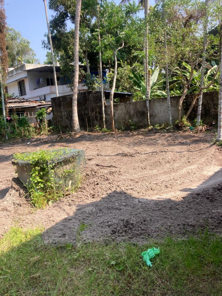 10.47 Cent Residential Land for Sale – Pazhaveedu, Alappuzha (Alleppey), Kerala