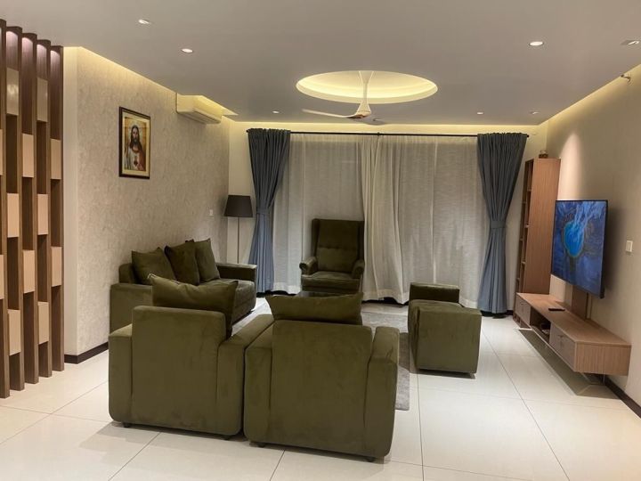 Fully Furnished Luxury 3 BHK for Rent