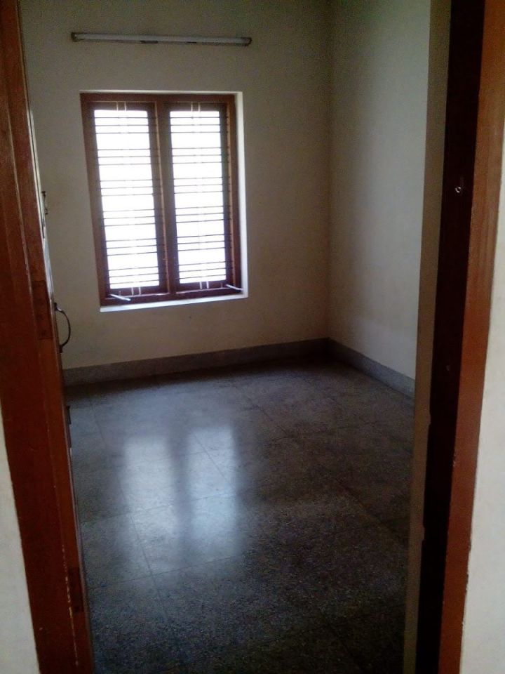 House for Rent – Kowdiar, Thiruvananthapuram