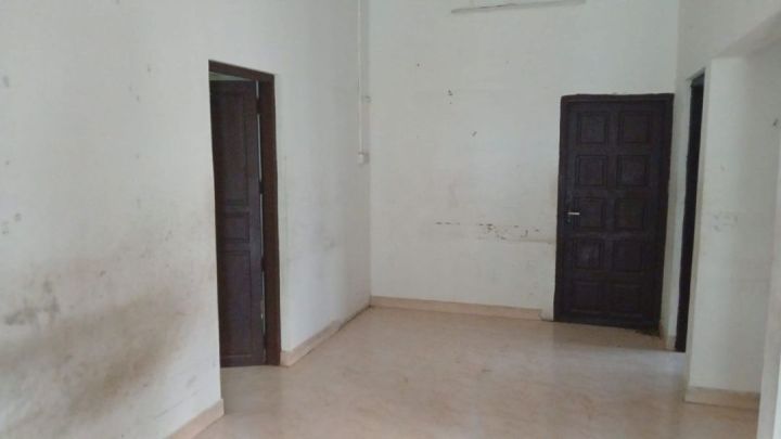 Spacious 3BHK Villa | Koothattulam | ₹10,000/Month | Move-In Ready