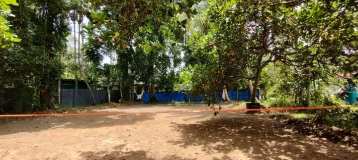 9.5 Cent plot for sale near roadside in Cherthala, Kadakkarappally