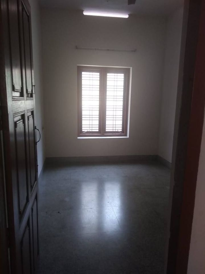 House for Rent – Kowdiar, Thiruvananthapuram