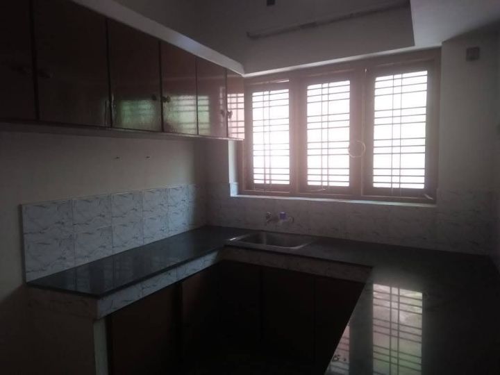 House for Rent – Kowdiar, Thiruvananthapuram
