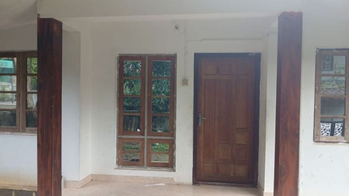 Spacious 3BHK Villa | Koothattulam | ₹10,000/Month | Move-In Ready