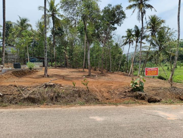 17.5 cent Direct Owner, Kadampattukonam, Kilimanoor