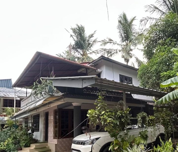 3bhk house for sale on palakkad kozhikode Highway