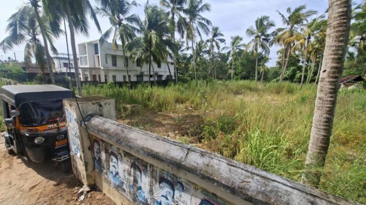Prime Residential Plot Near Beach Road, Menamkulam