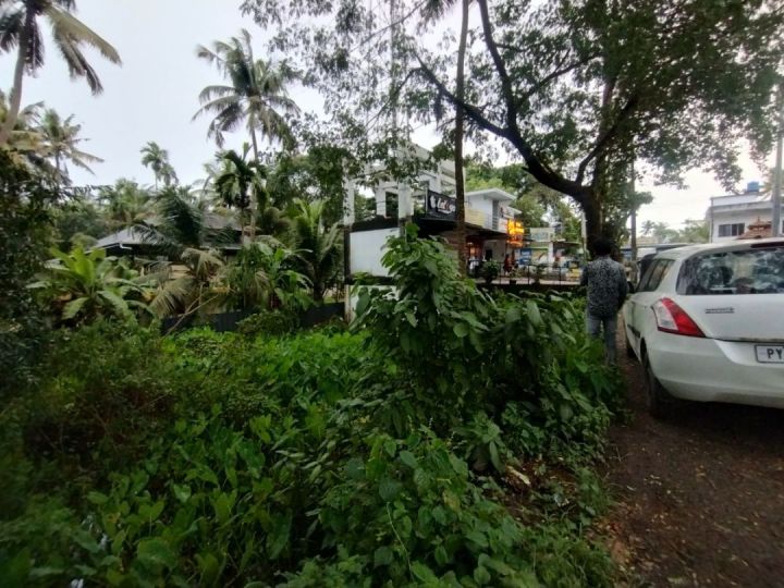 Commercial Land for Sale on prime location.