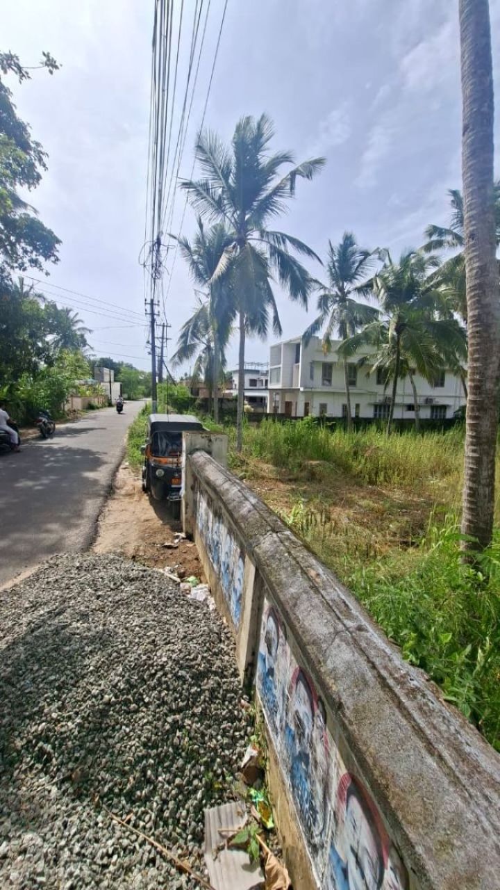 Prime Residential Plot Near Beach Road, Menamkulam