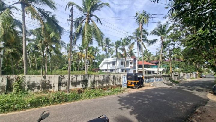 Prime Residential Plot Near Beach Road, Menamkulam