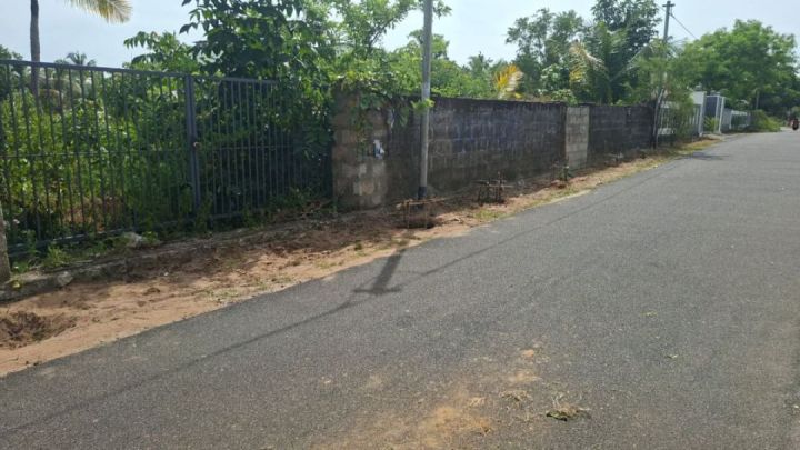 Residential Plot for Sale in Menamkulam, Kazhakkoottam