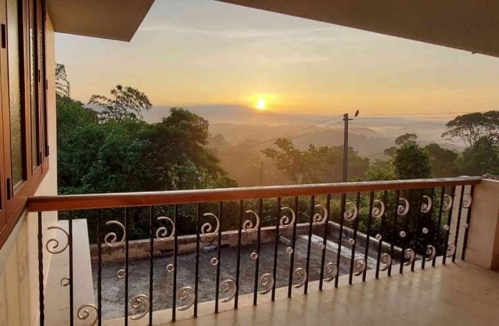 A Beautiful Kerala Home with Western Ghats Views – 67 Cents in Kanjirapally, Kottayam