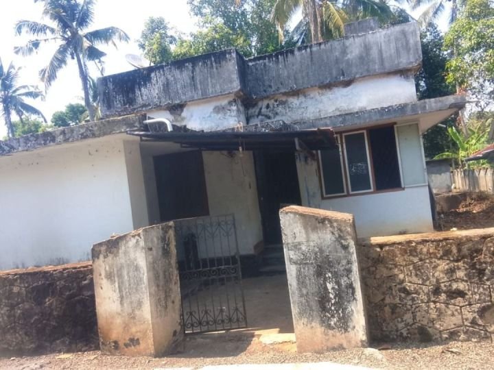 14.5 Cent Land with House for Sale Near Amala Hospital, Peramangalam, Thrissur