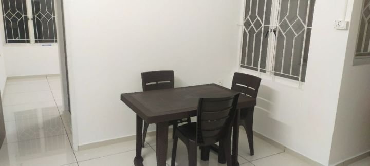 1 BHK semi furnished flat near Infopark