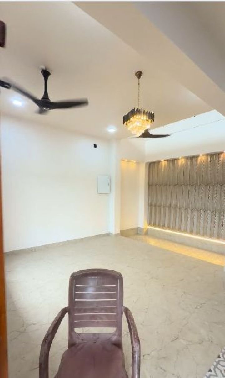 4 bhk House of 3000sqft for sale in Kuttoor, Thrissur