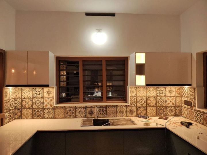 Le green villa 10 cent land and 4bhk house