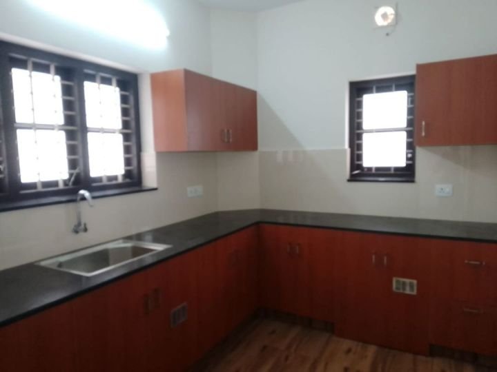 Semi furnished 1 bhk for rent in Nalanchira