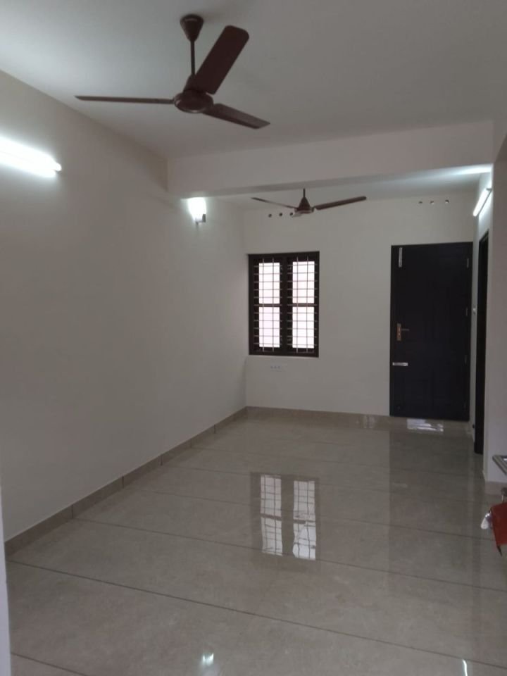 Semi furnished 1 bhk for rent in Nalanchira