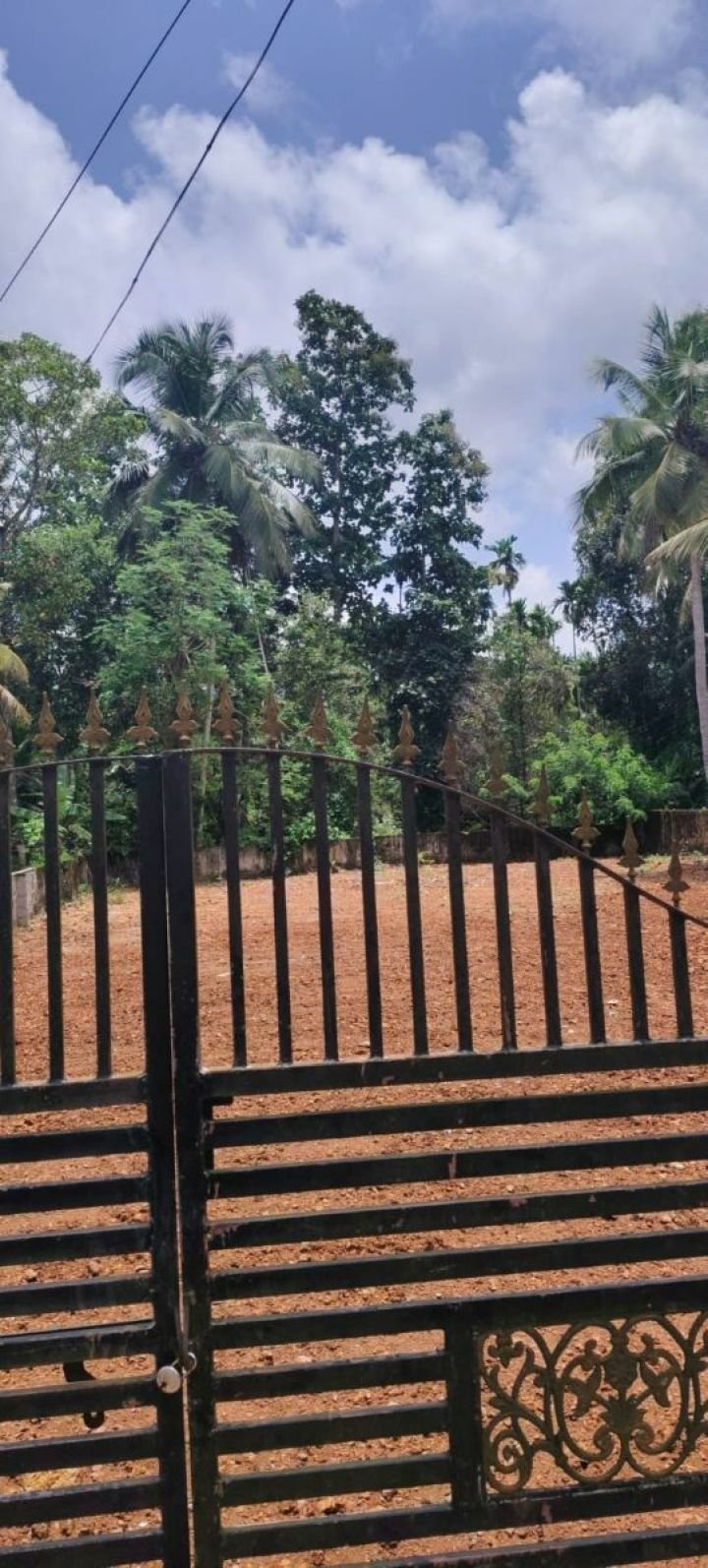 MainRoad Side Plot in Vaikom Town
