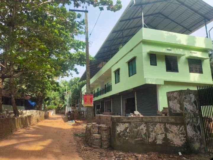 Shops for Rent Suitable for Shop/Warehouse/Gym/Store etc