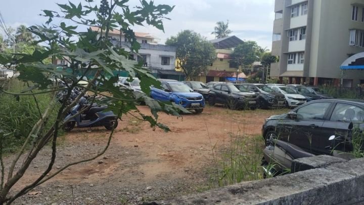 5 cents of rectangle plot in edappally and  300 mtr away from changanpuzha metro station
