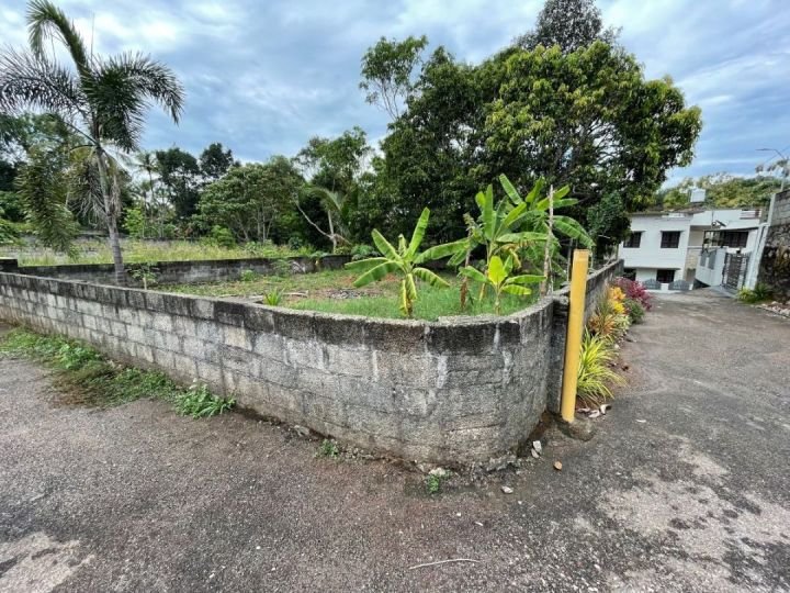 Gated colony villa plot at Karyavattom Near LNCP