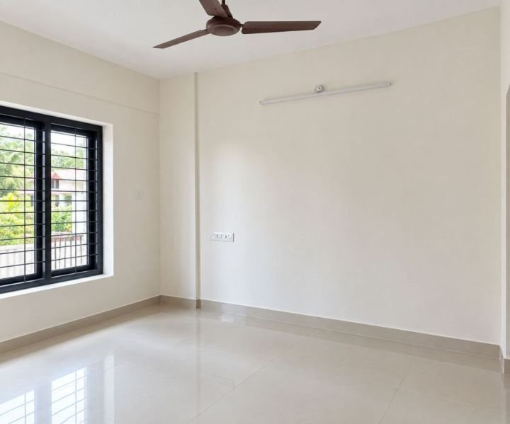 2 BHK Flat for Sale in Thiruvambady, Thrissur