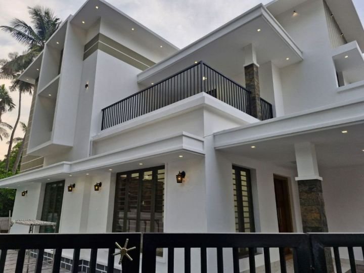 Elegant 5 BHK newly built House for Sale in Mannuthy, Thrissur