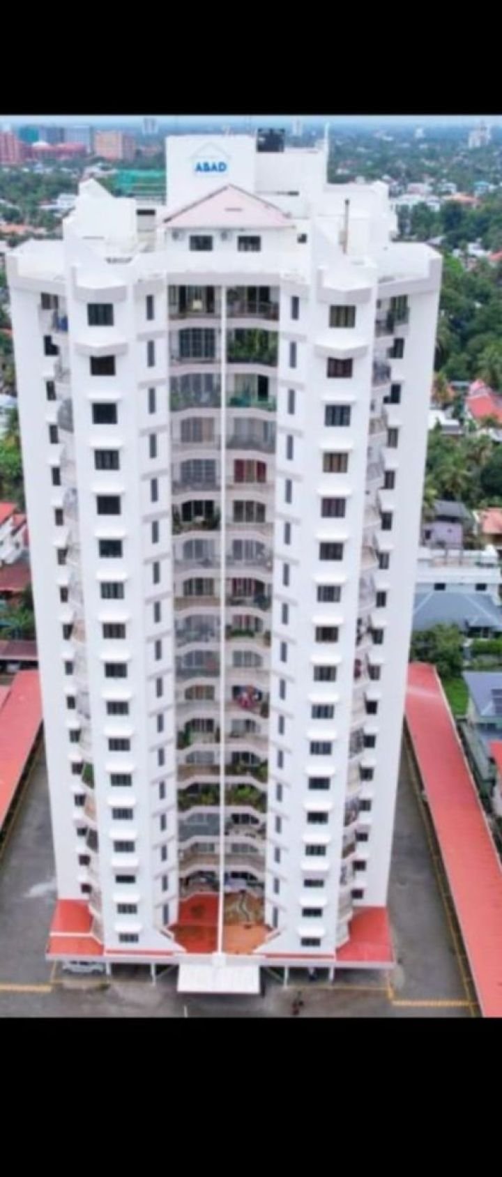 3 BHK LUXURY APT FOR SALE AT EDAPALLY