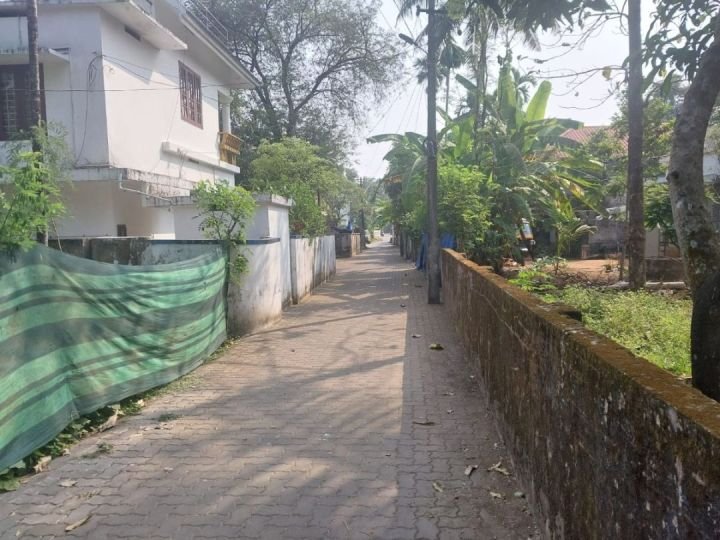 8 CENT LAND FOR SALE IN VARAPUZHA