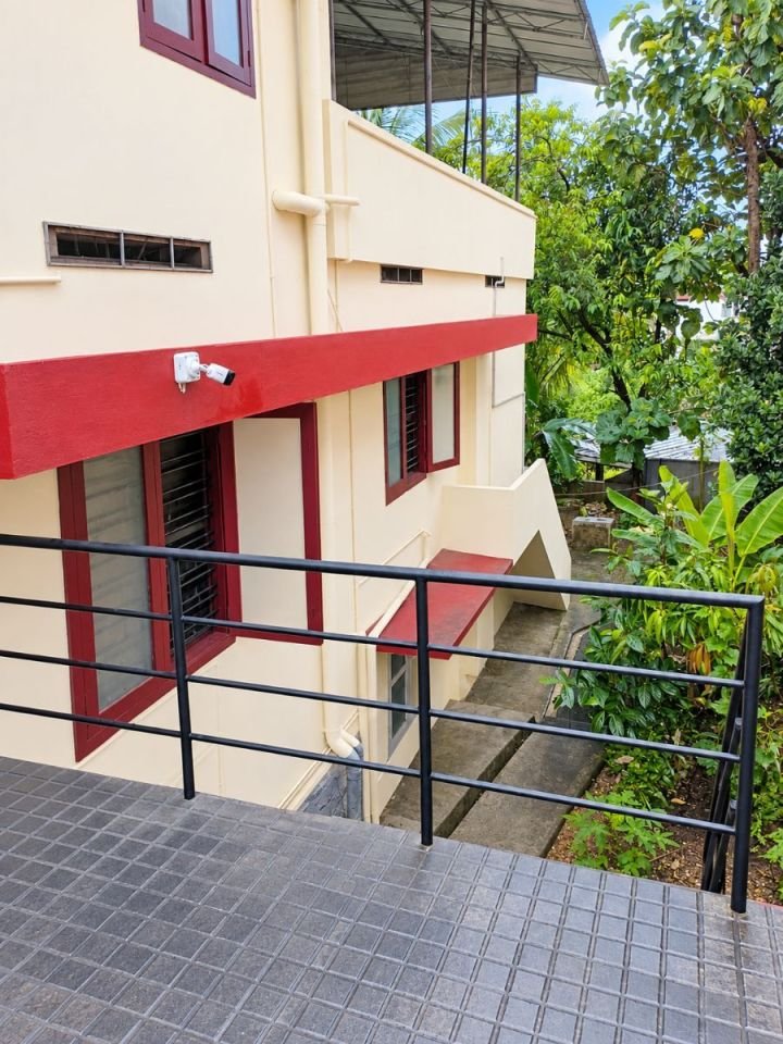 8.75 Cent Main Road Commercial Property Near MG College