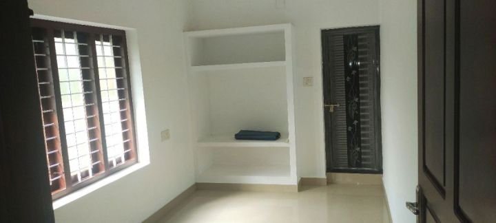 2 BHK house near Rajagiri hospital, Aluva