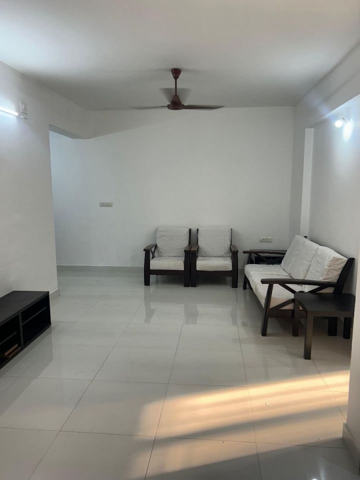 Hilife Autumn Seasons Apartment