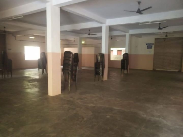 SPACE FOR RENT RCC BUILDING 2750SQFT
