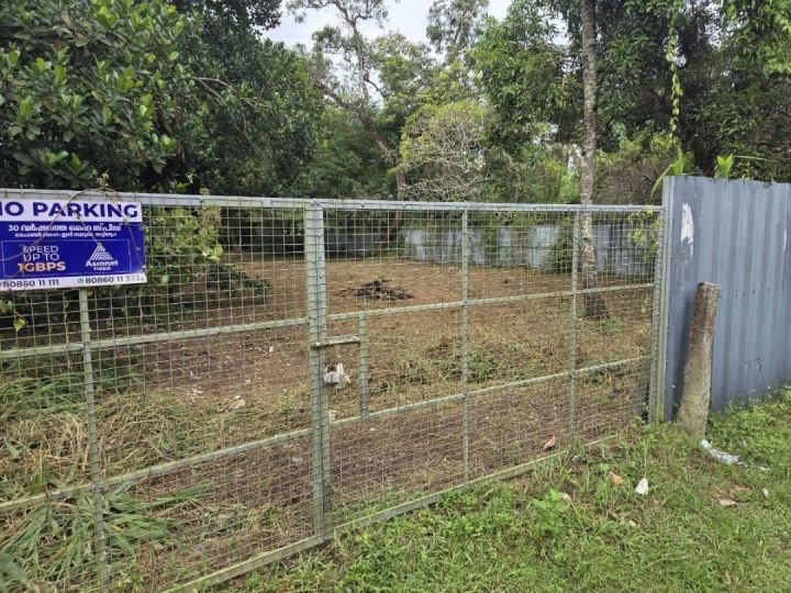 Residential plot in Karunagappally