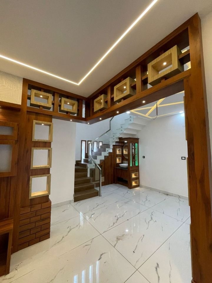 4+1BHK East-Facing Independent Villa for Sale