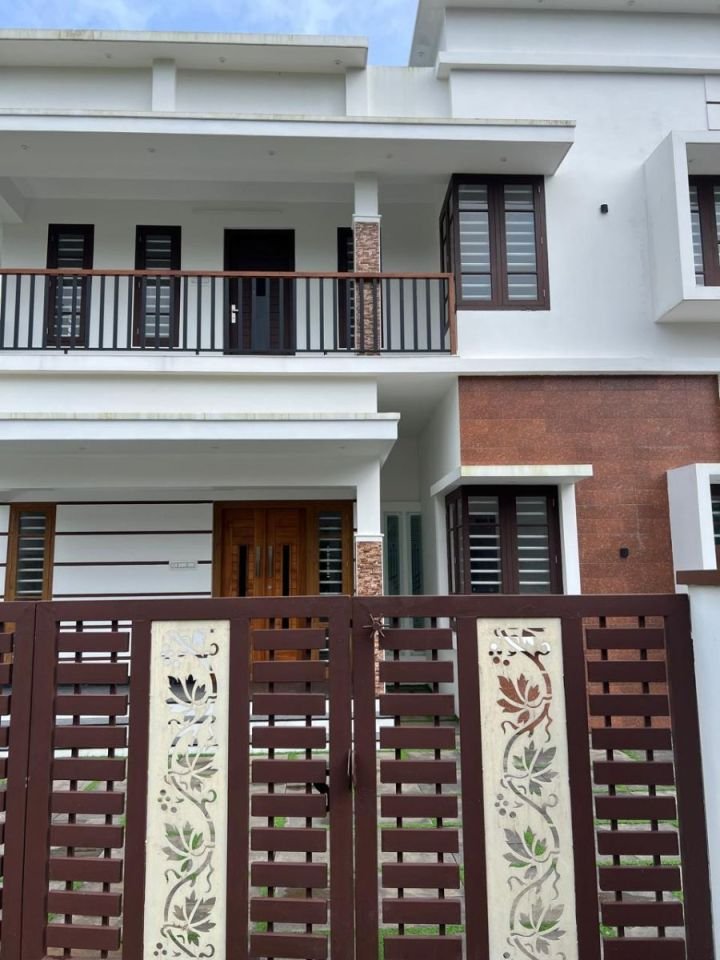 Brand New 4 BHK House For Sale in Kolazhy, Thrissur