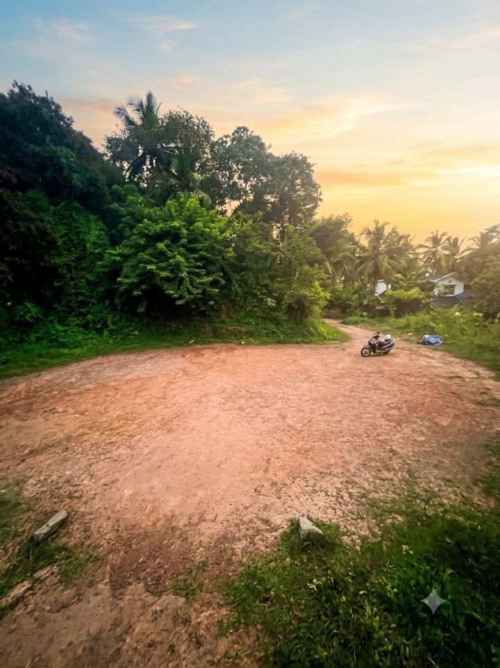 plot near vadakara cooperative hospital