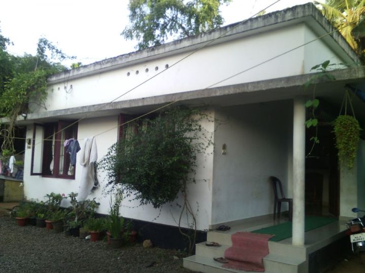 8 cents property and concrete full furnished house