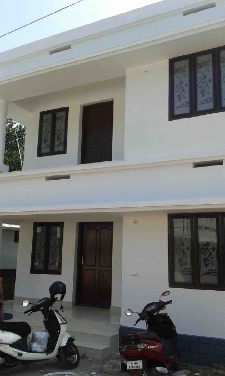 House for sale in Pudukkad, Trissur @ 39 Lakhs