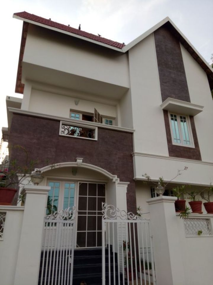 5 cent, 2850sq ft, 4 bhk house in Vyttila-Chalikkavattom